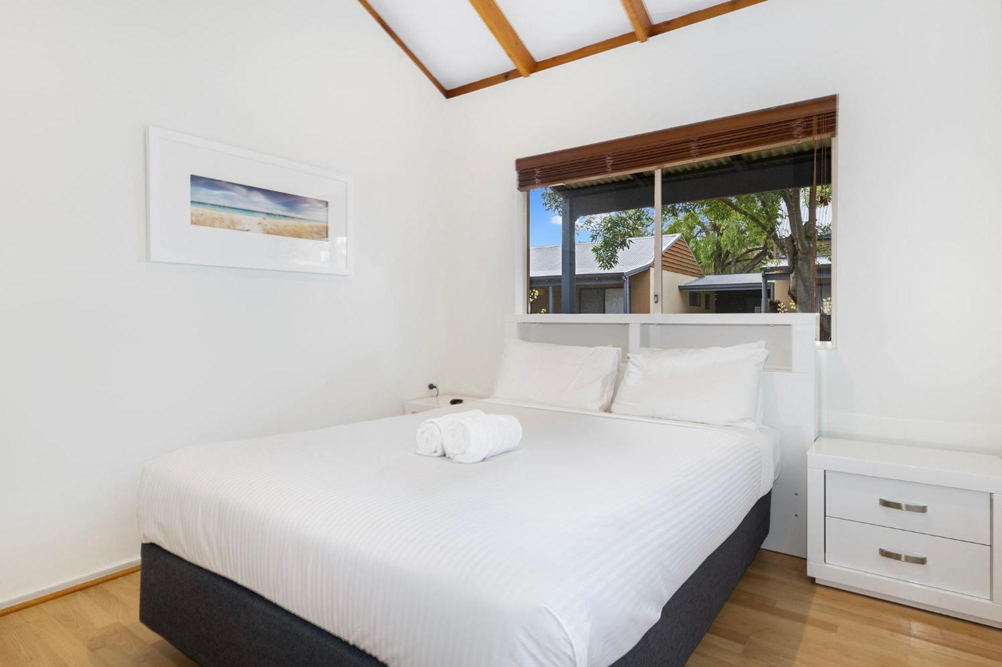 Resort Bay Village 4*